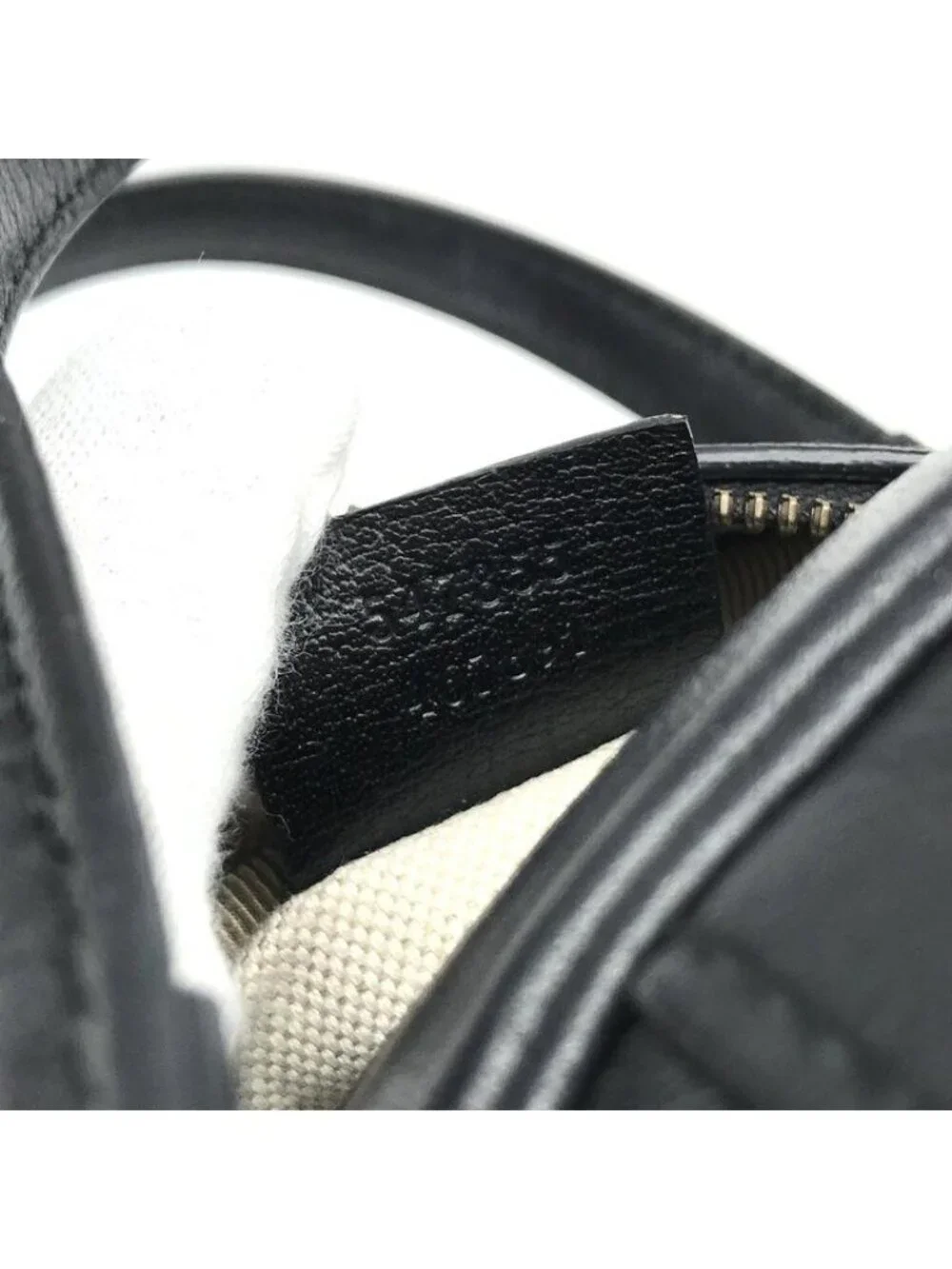 Gucci brand color