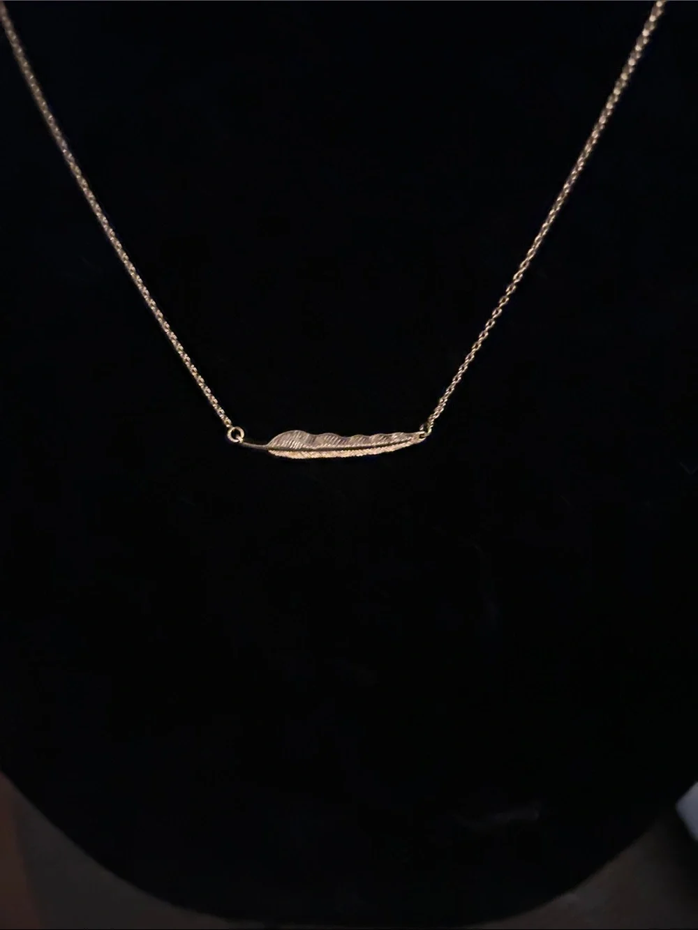 N/A elegant gold