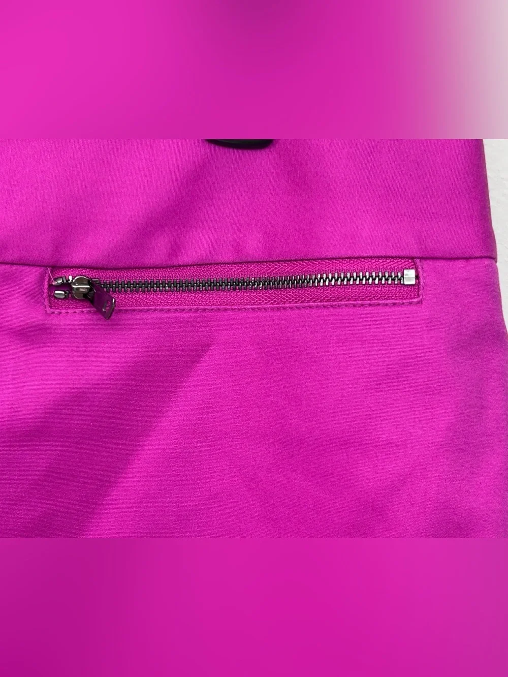 Ann Taylor sleek pencil