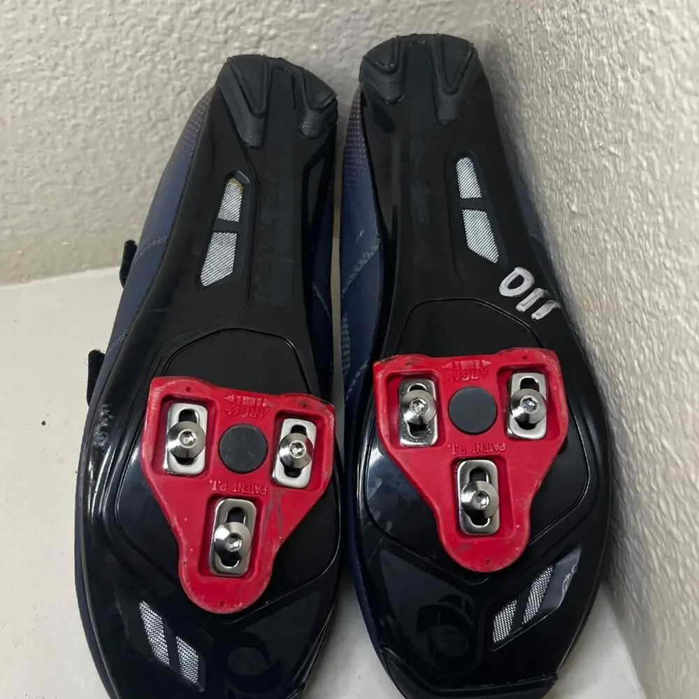 Pearl Izumi questions leave