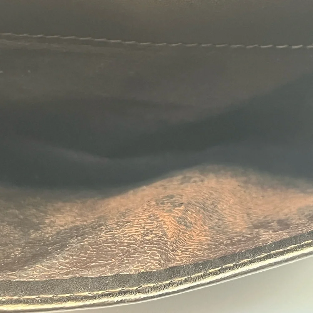 Gucci Brown Leather Wallet with Gold “G” Initial Clip