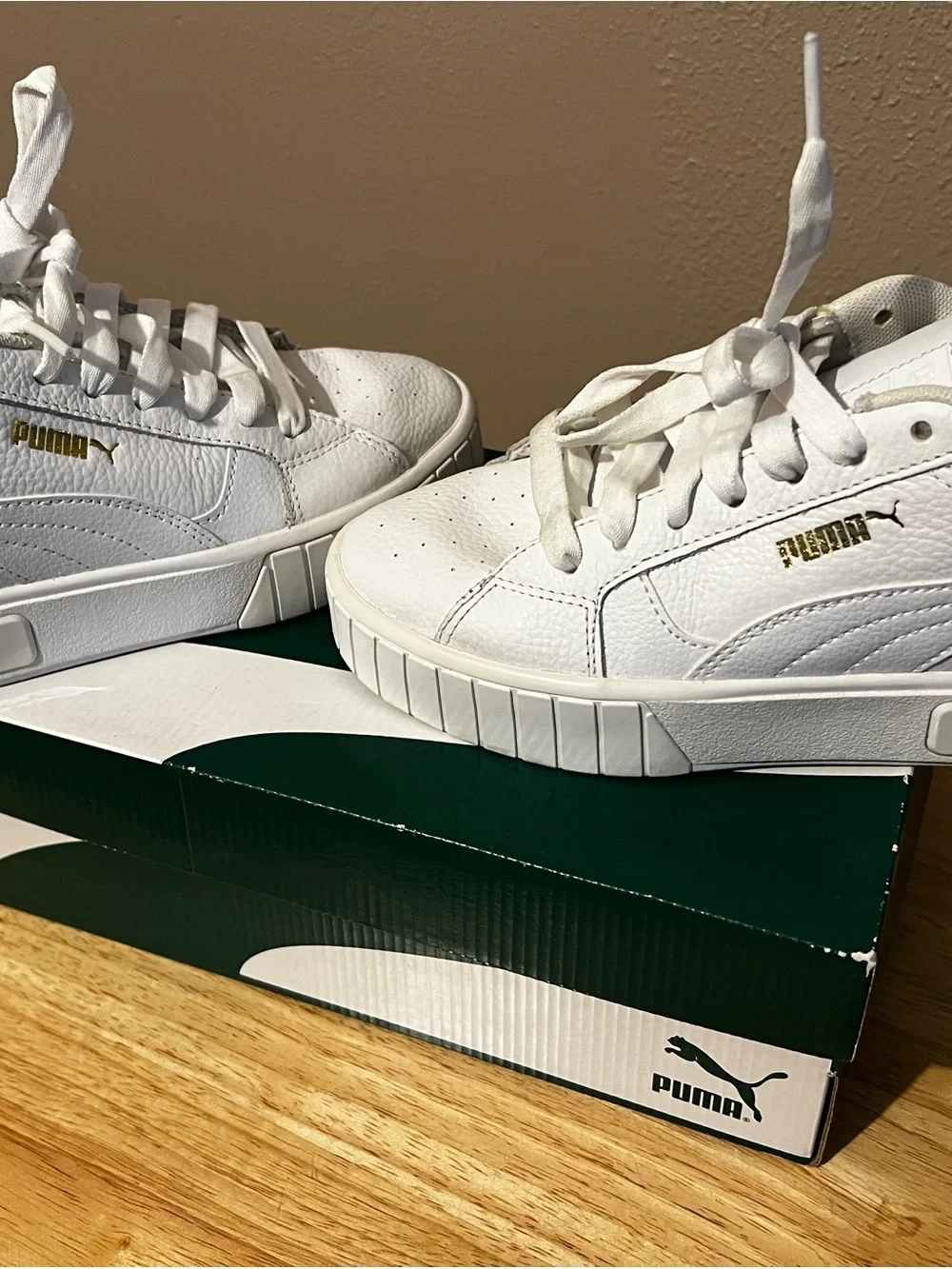 Puma sleek white