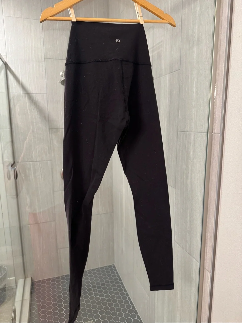 lululemon athletica sleek black