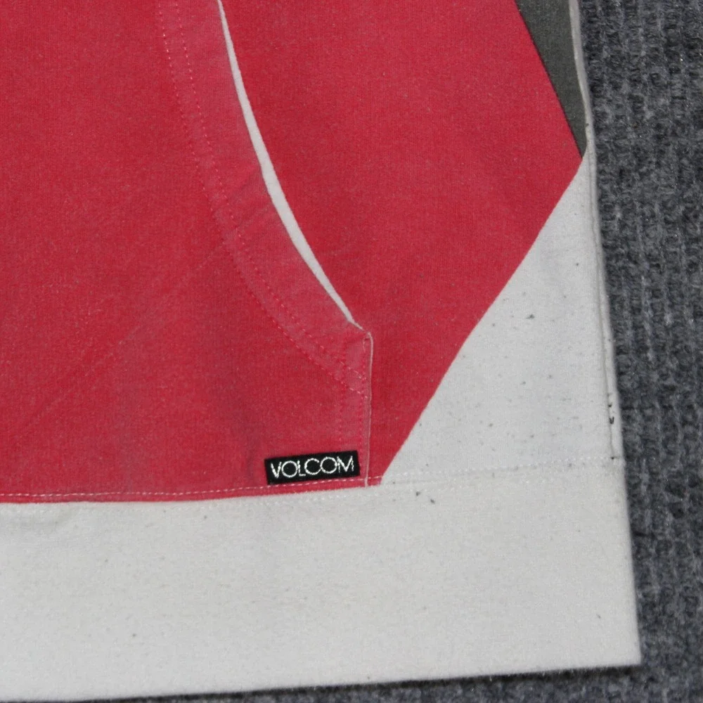 Volcom measurements pit