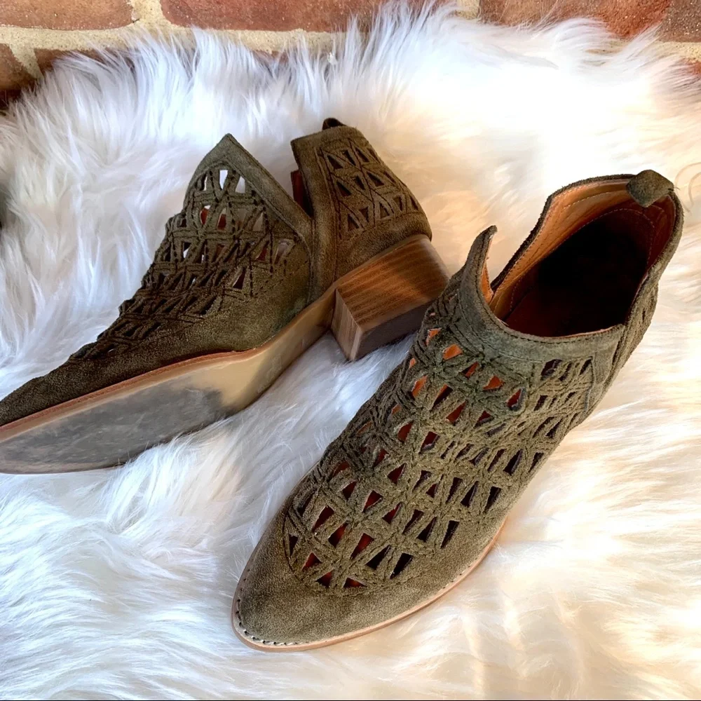 Jeffrey Campbell olive suede