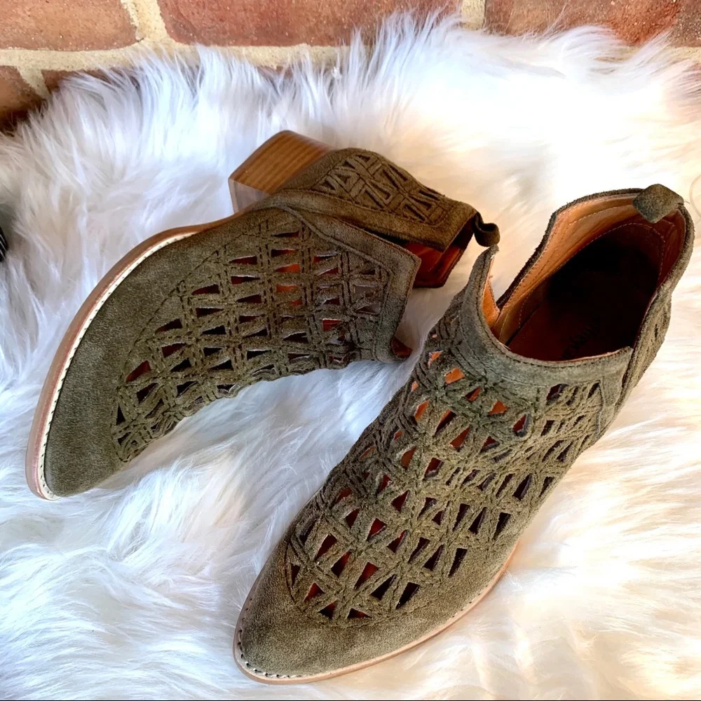 Jeffrey Campbell olive suede