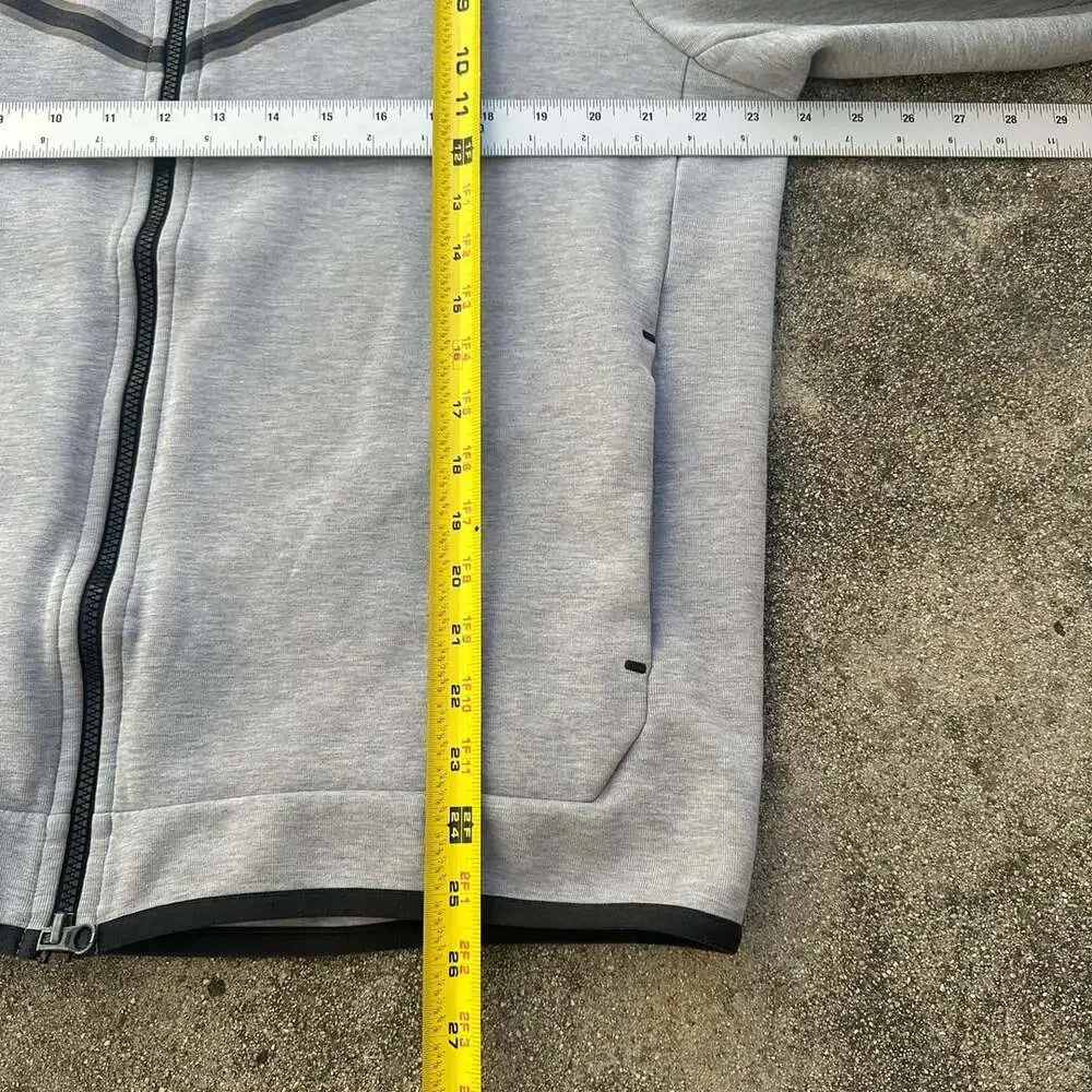 Nike Tech Fleece Full Zip Hoodie Size L Grey