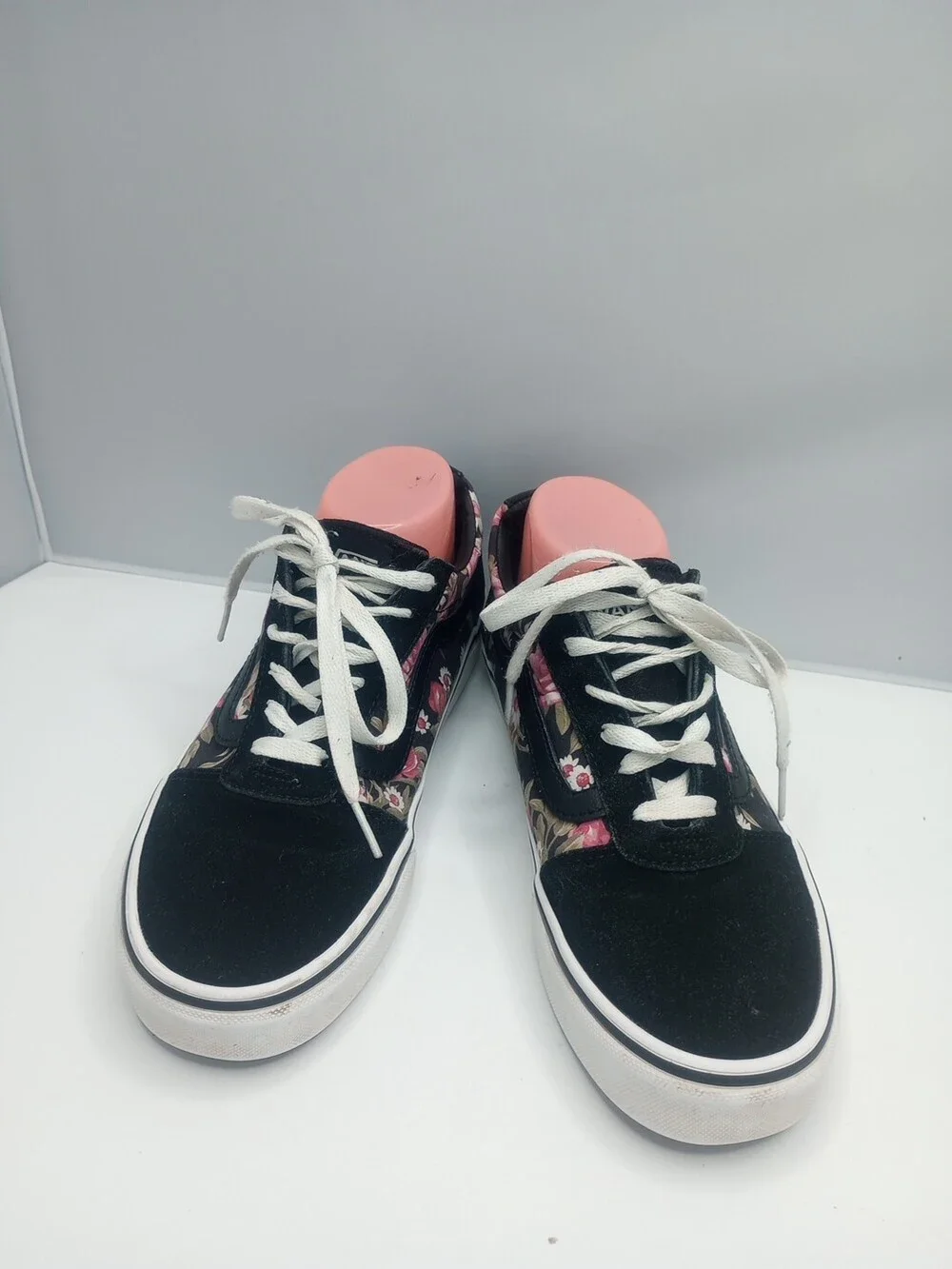 Vans Old Skool Ward Black & Flower Shoes Size 8.5 Low Top Skateboarding Sneakers