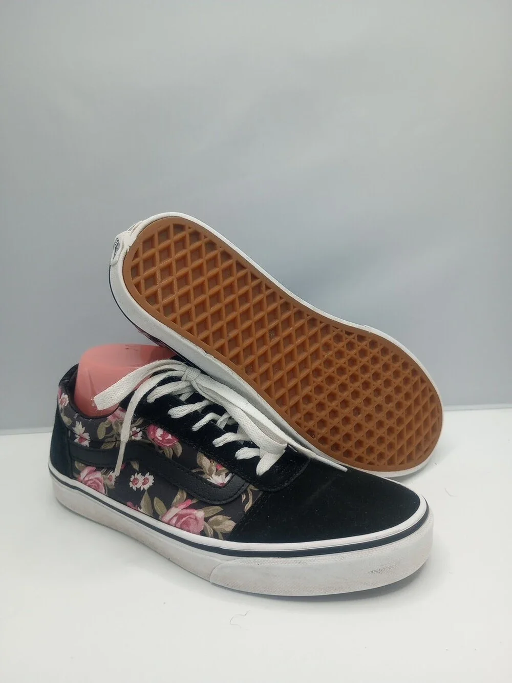 Vans Old Skool Ward Black & Flower Shoes Size 8.5 Low Top Skateboarding Sneakers