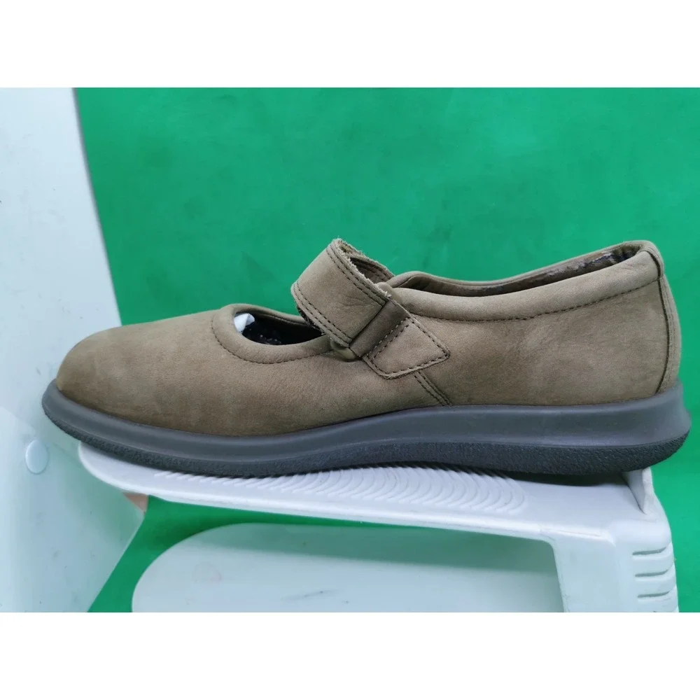 Ecco soft women