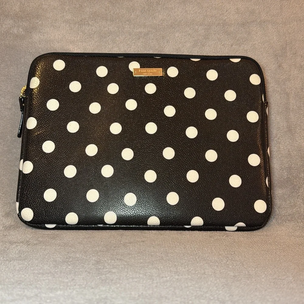 ⭐️HOST PICK⭐️♠️KATE SPADE♠️Sunshine Dot Laptop Sleeve/EUC