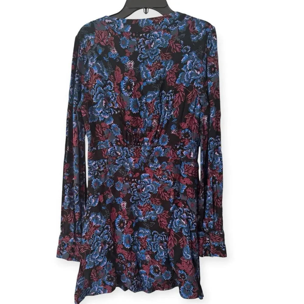 Free People flat blue button