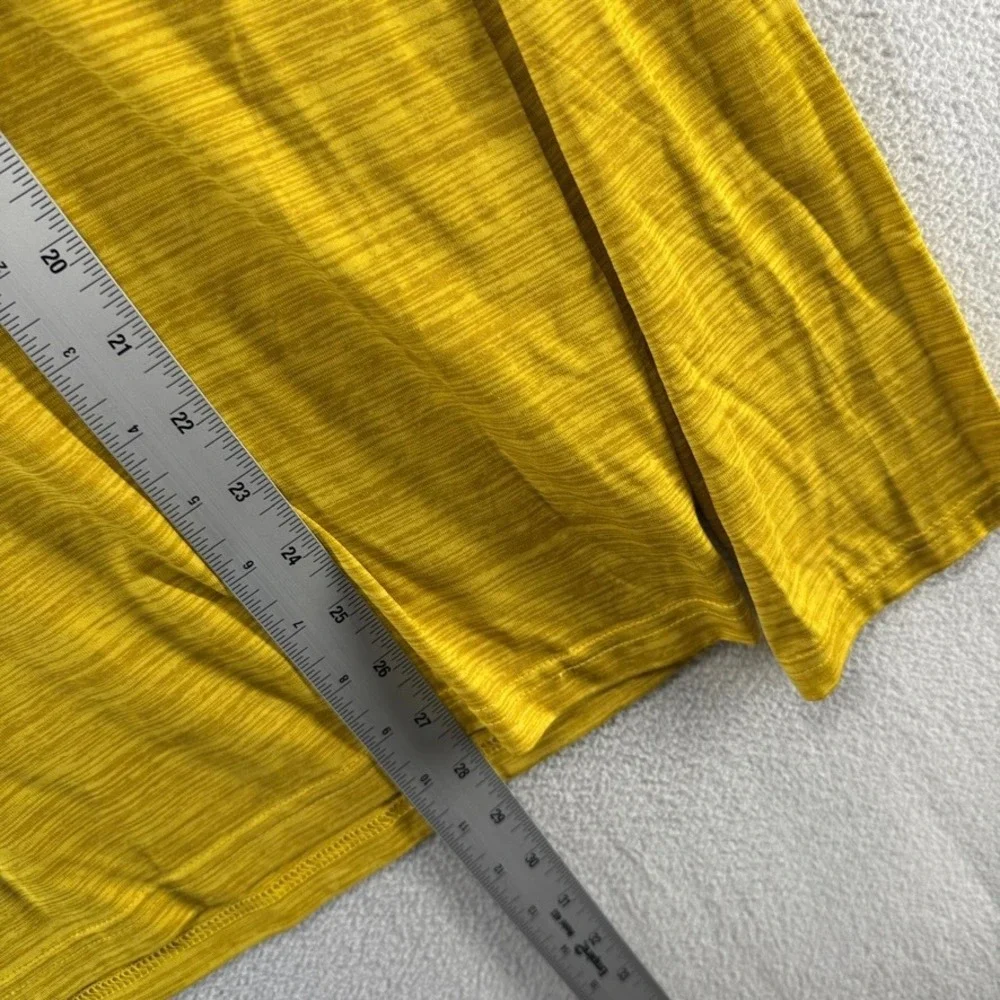 Michigan Wolverines Shirt Men's Large Yellow Jordan Nike Dri Fit Spellout NEW