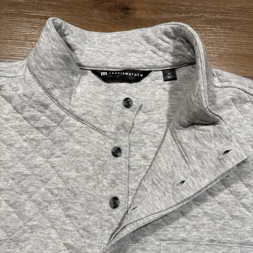 Travis Mathew Men's XXL Transatlantic Quarter Zip Quilted Pullover Sweater Grey