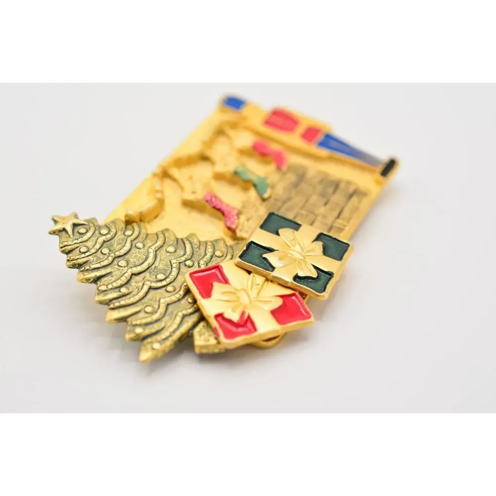 Unbranded stunning brooch