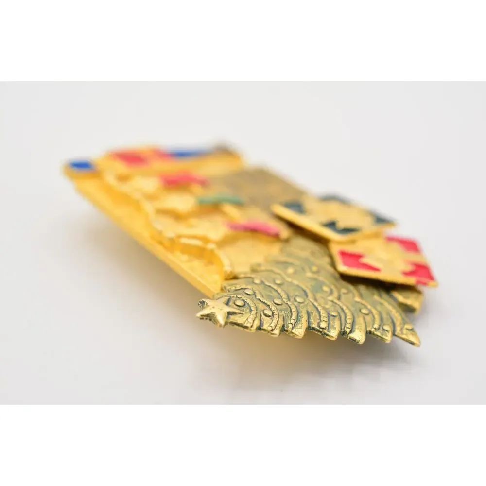 Unbranded stunning brooch