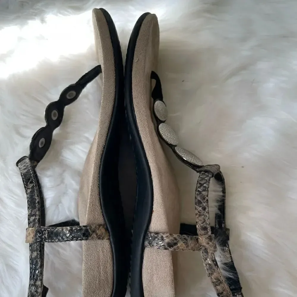 Vionic gray& tan