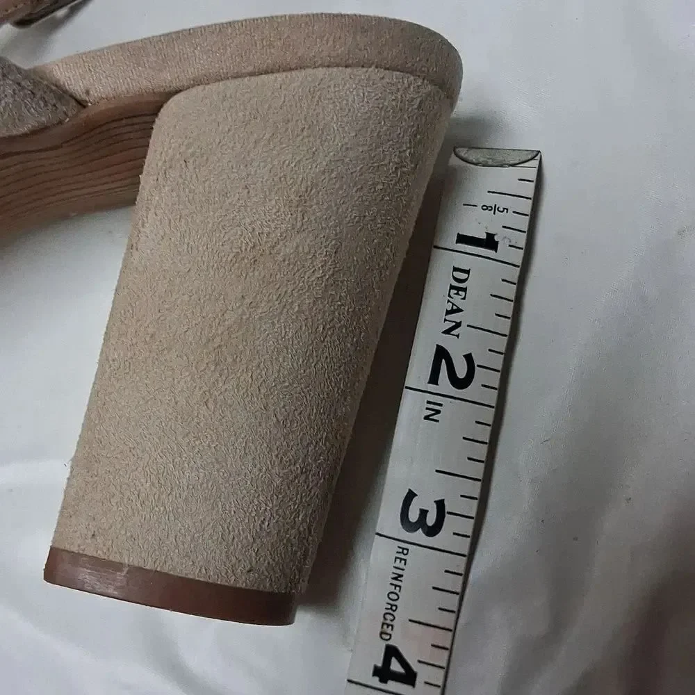 BP. Classic Nude Block Heel Sandals with Ankle Strap Size 8 Preowned
