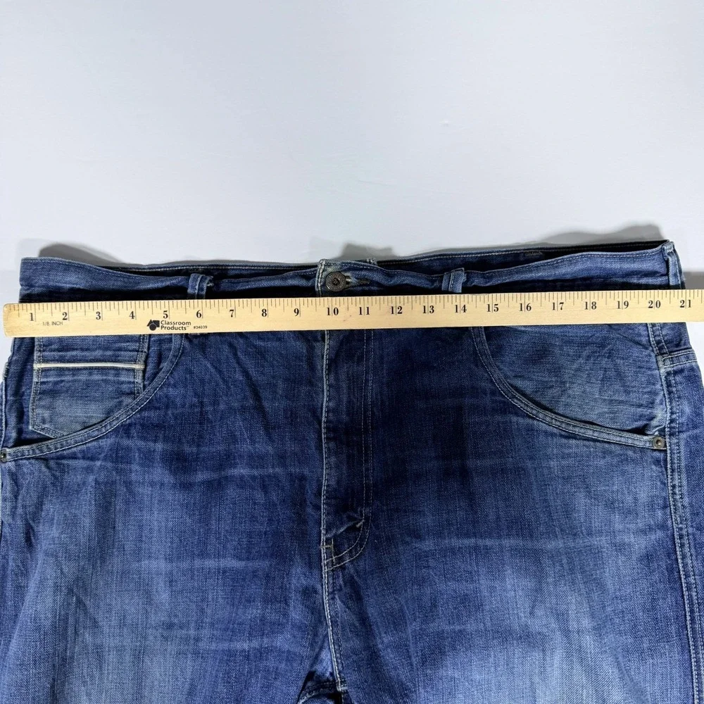 Levis levi 569