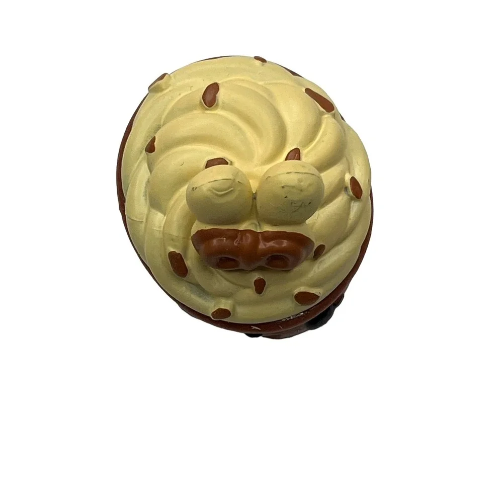 Num Noms num noms