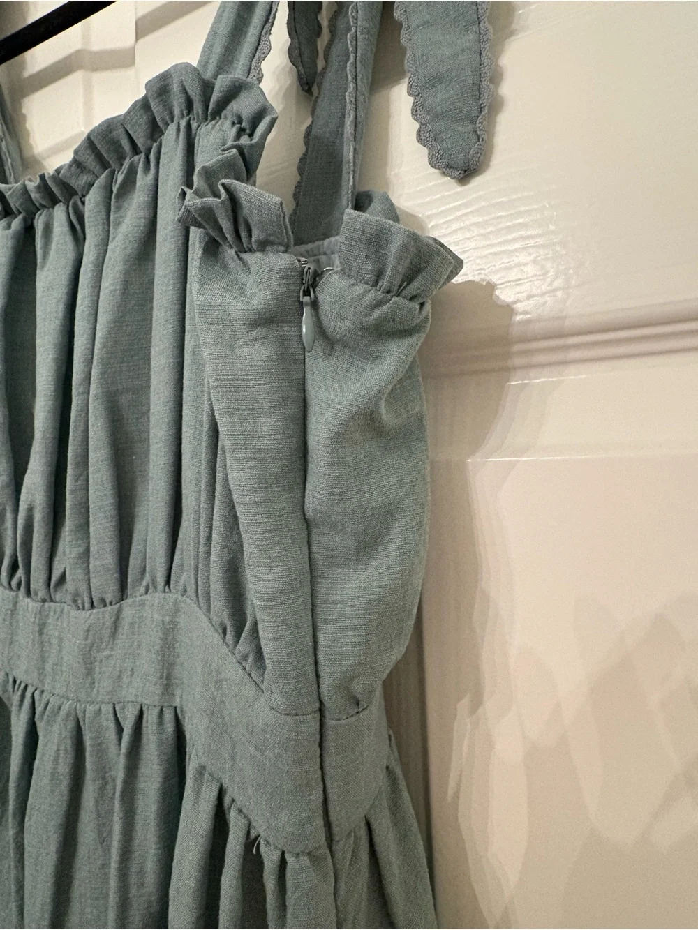 Lulus soft sage