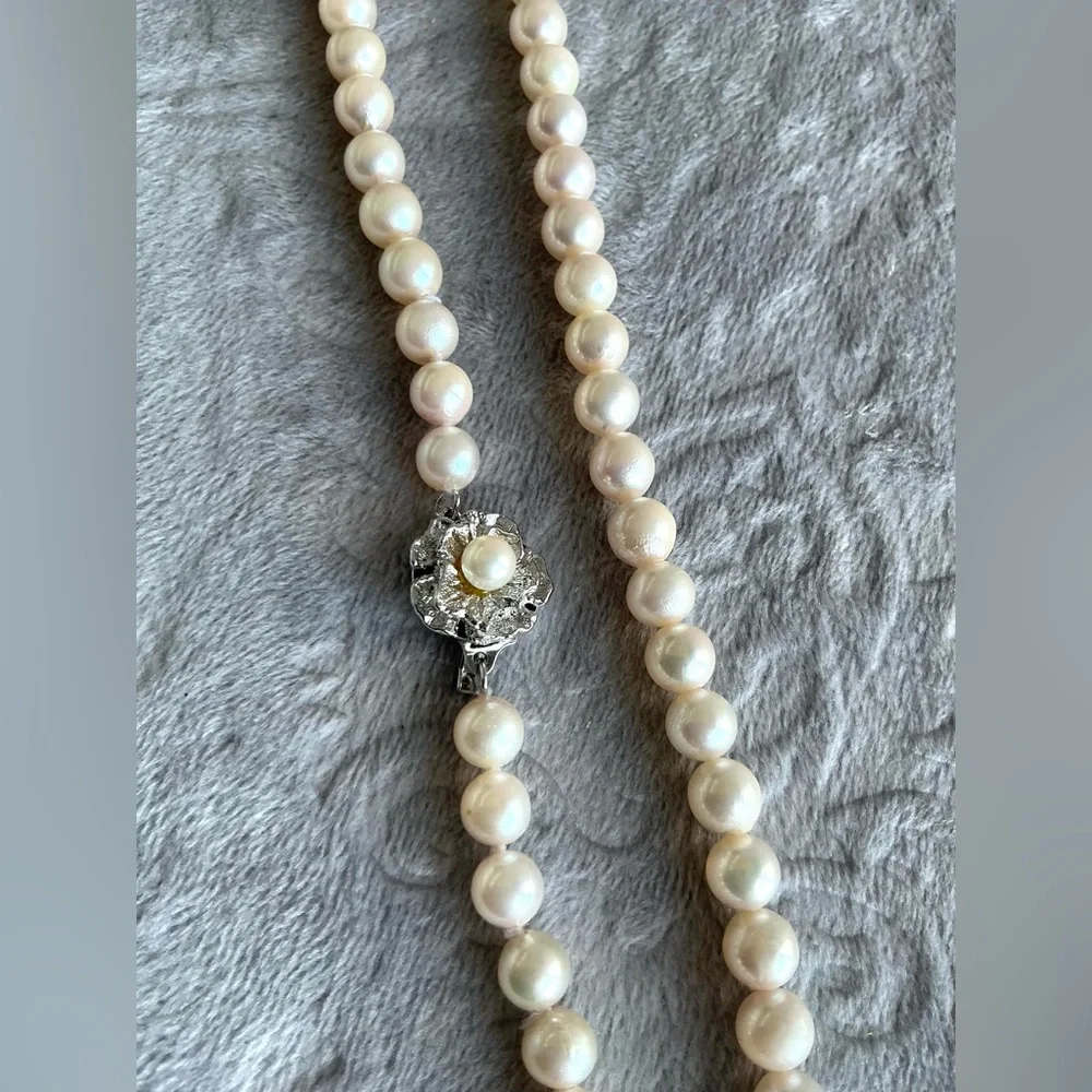 Unique Vintage beautiful very