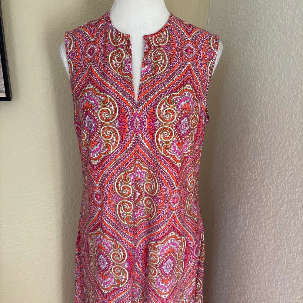 JUDE CONNALLY Sleeveless Shift Midi Dress In Paisley‎ Medallion Hot Pink Size M