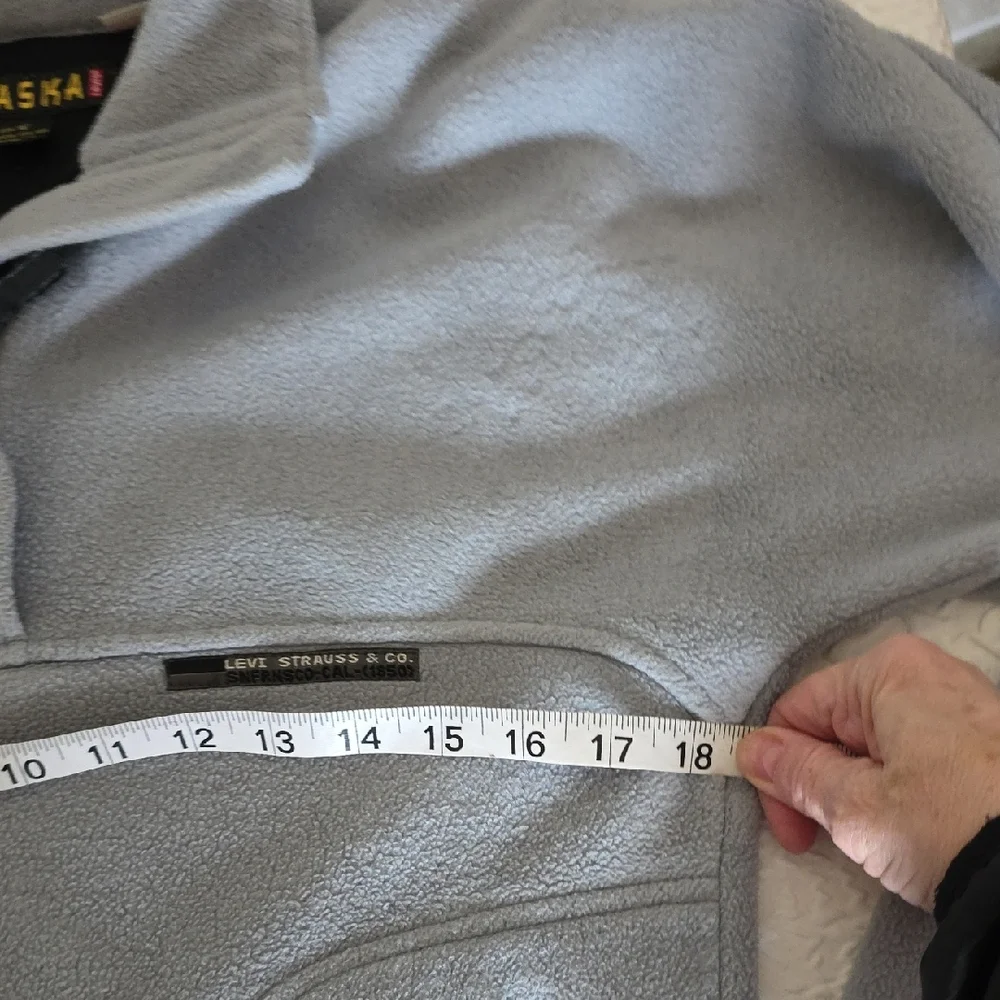 Signature by Levi Strauss vintage 90s
