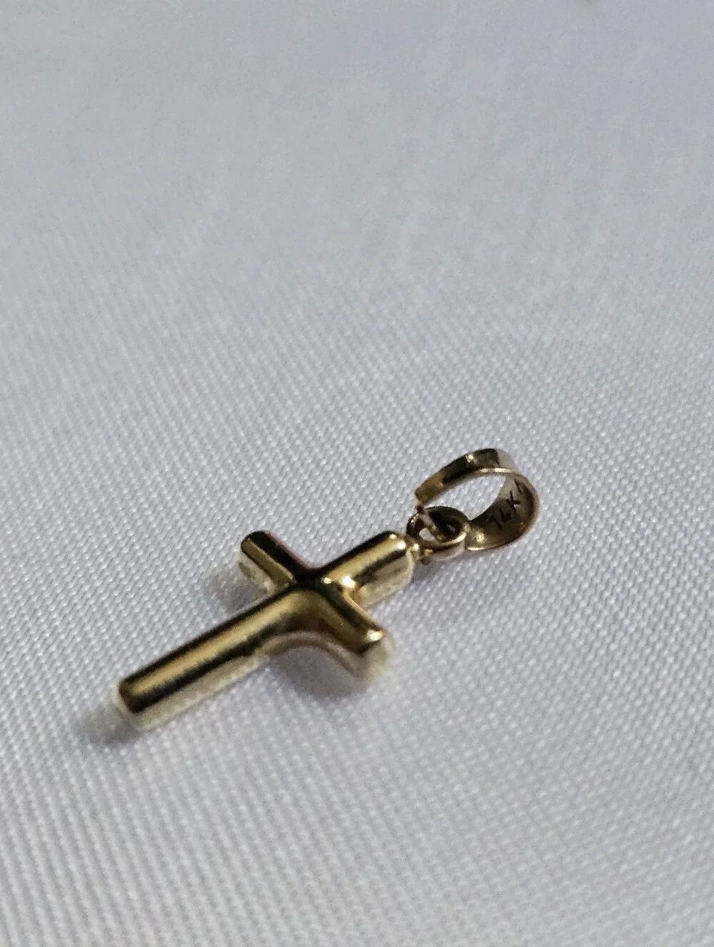 . 14k elegant gold