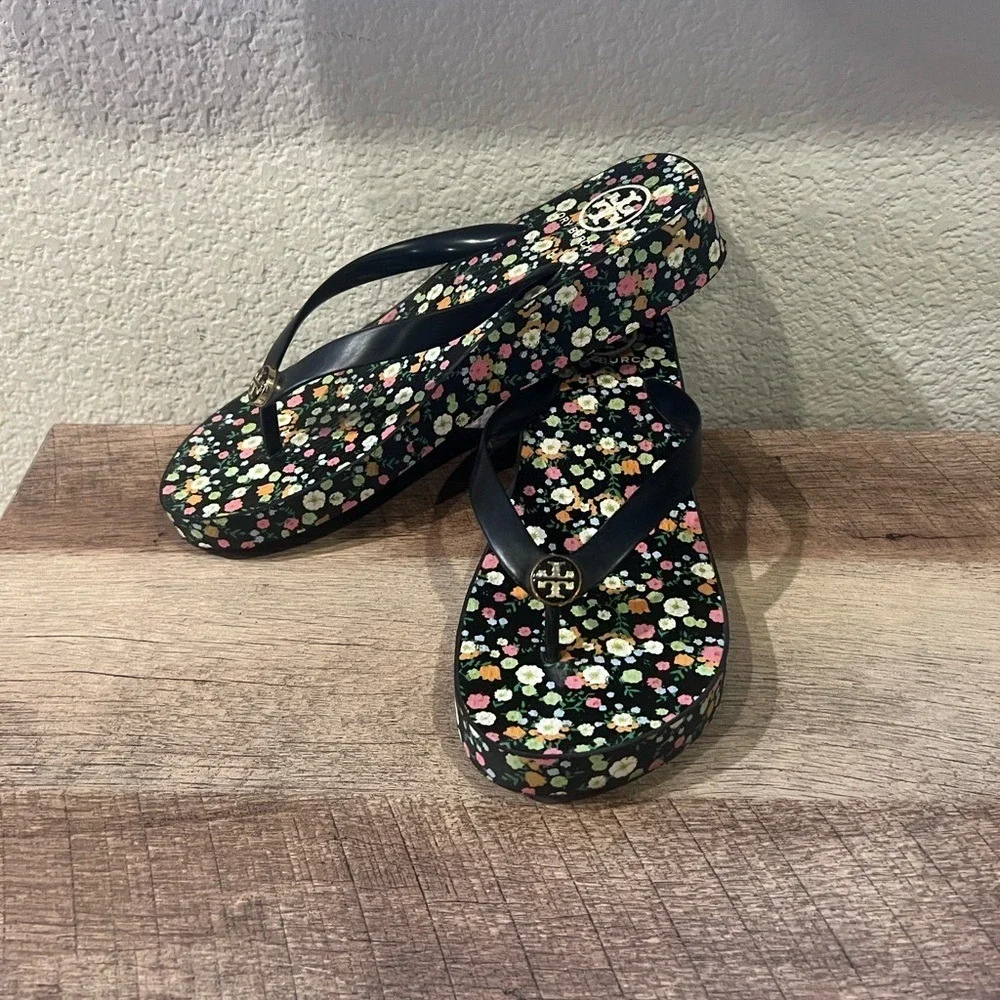Tory Burch women size