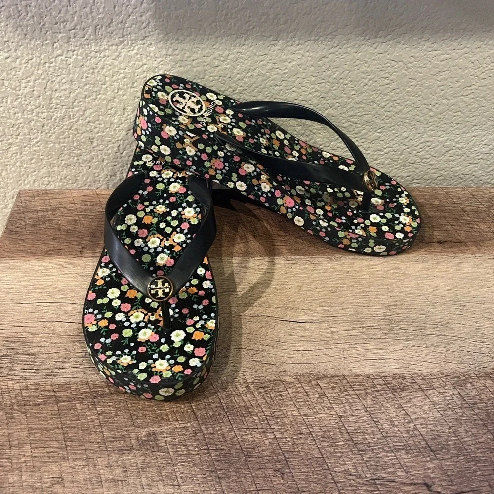 Tory Burch women size