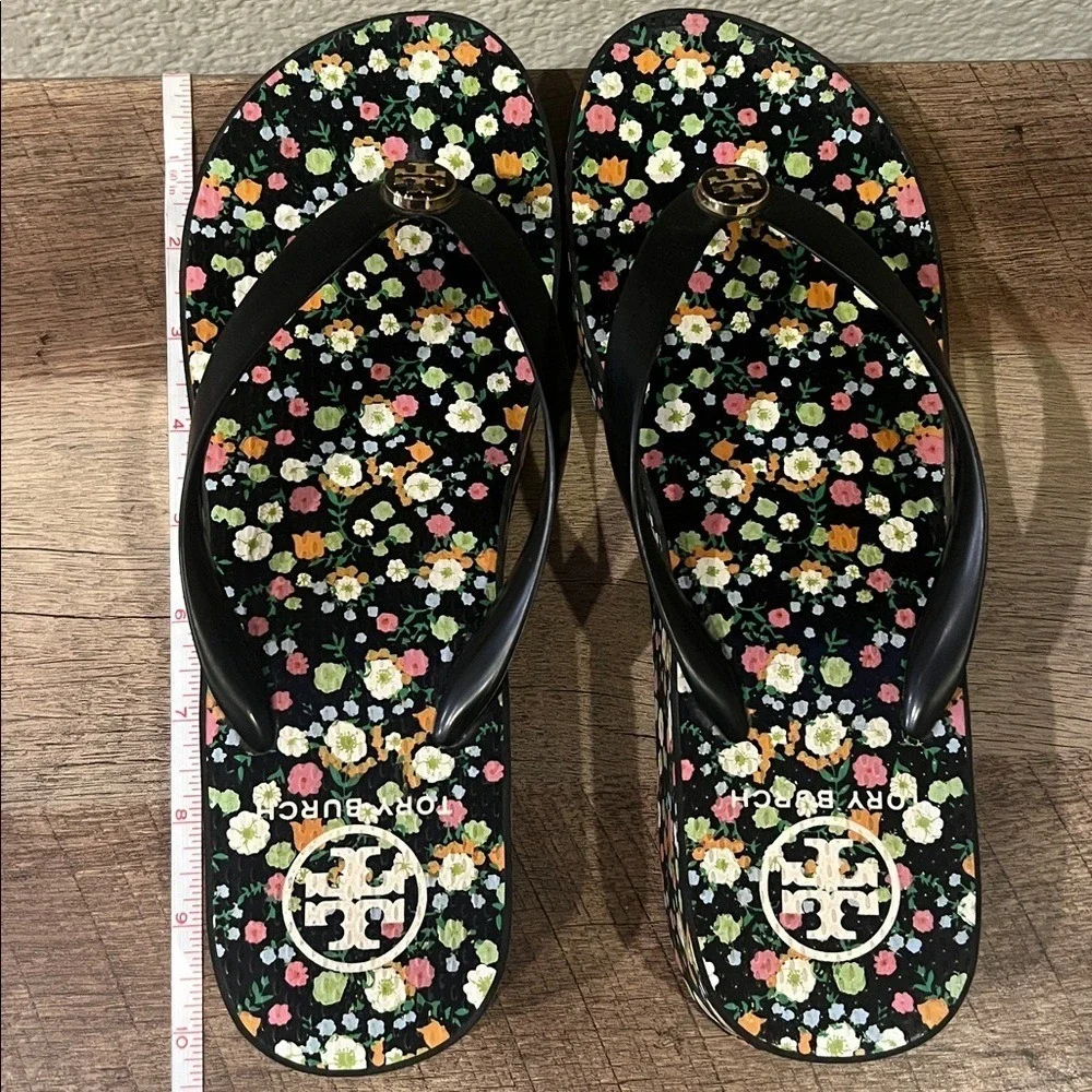 Tory Burch women size