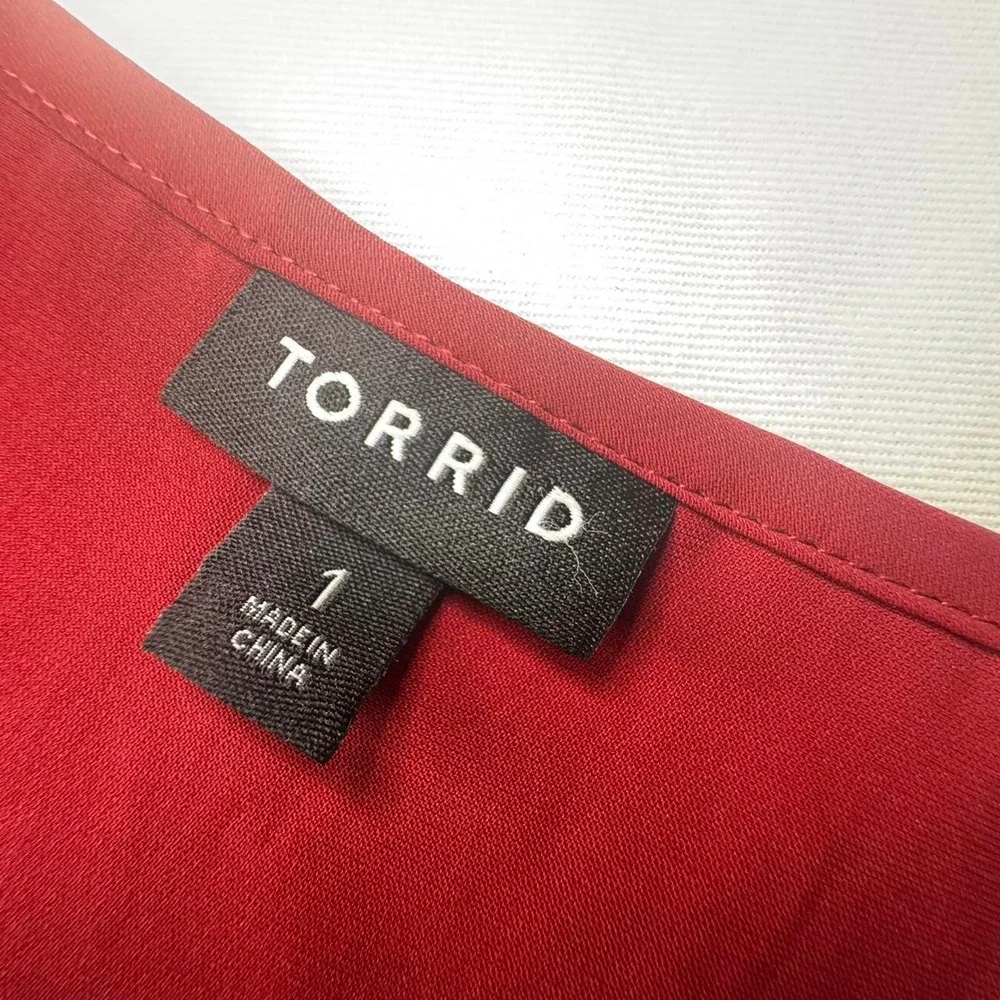 torrid sleeves eyelash neckline