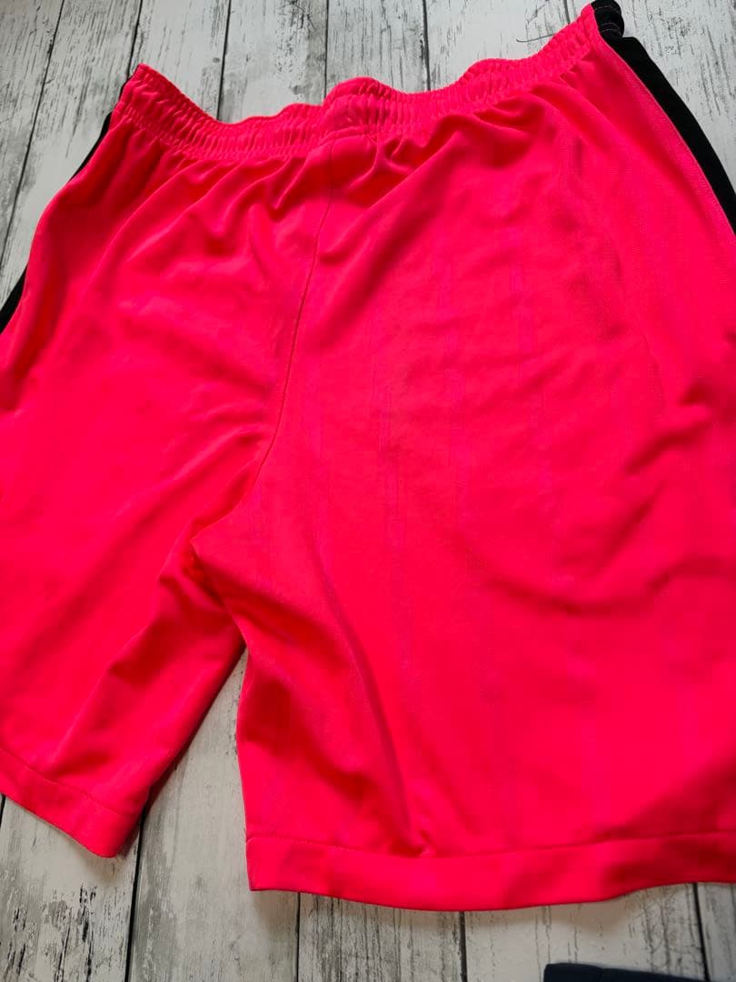 Excellent Condition ★ NIKE Half Pants ★ Embroidered Logo ★ Zippered ★ Fluorescent Pink ★ L ★ Soccer