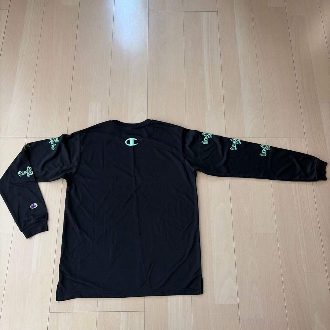 Champion Long Sleeve T-Shirt