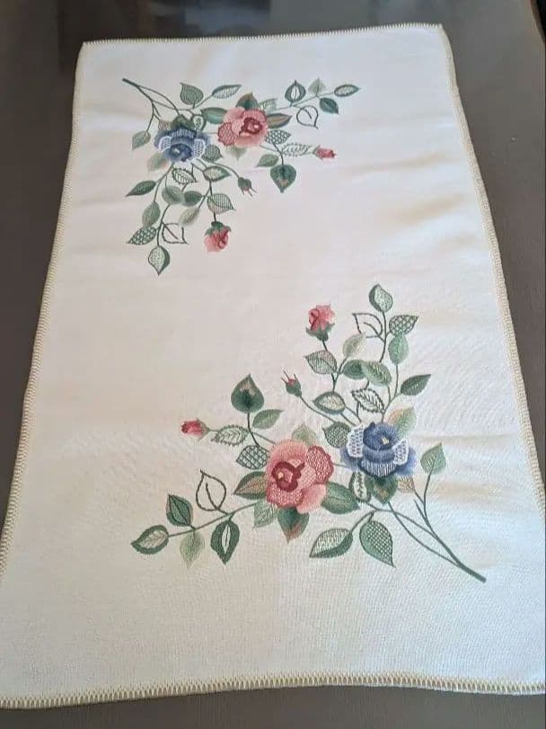 Totsuka Embroidery Table Center