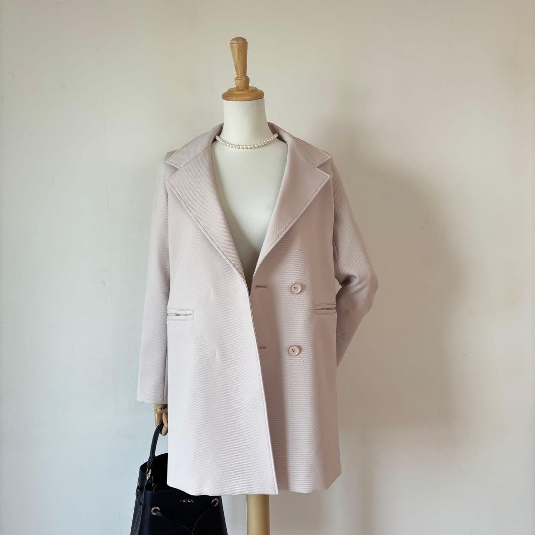 Excellent Condition: Stunning Lure Chester Coat - Made in Japan - Long Beige Coat