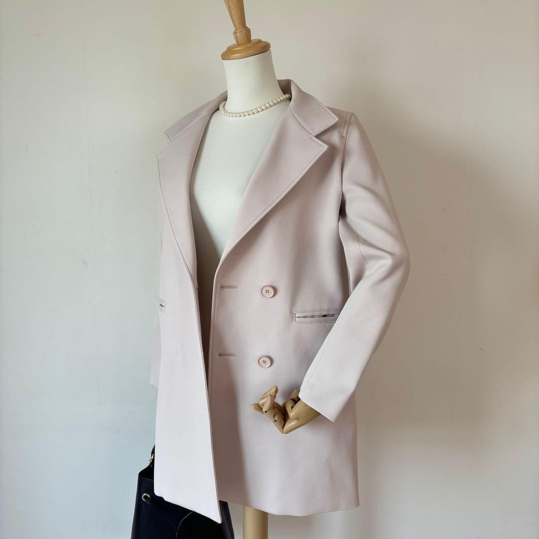 Excellent Condition: Stunning Lure Chester Coat - Made in Japan - Long Beige Coat