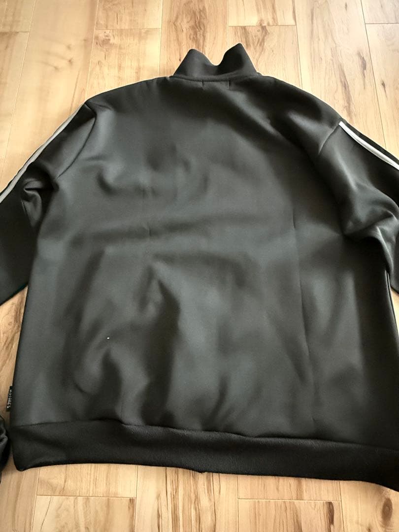 Drug Stores Black Warm-up Wear with Pig Logo - Beautiful Condition